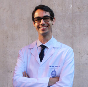 Dr. Mario Barros Cariola