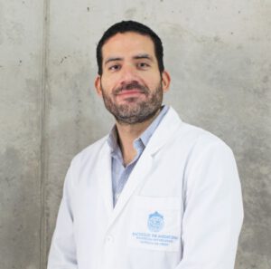 Dr. Salvador Valladares Pérez