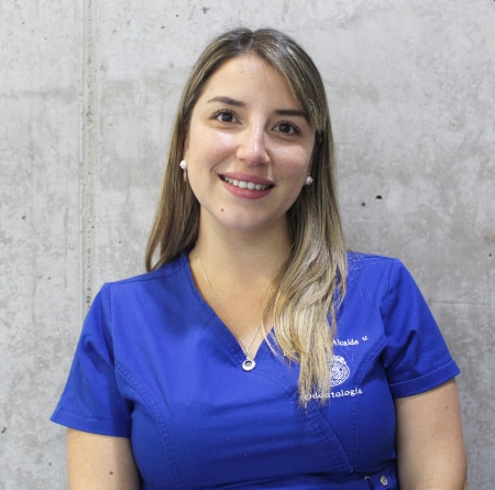 Dra. Camila Alcaide Valladares